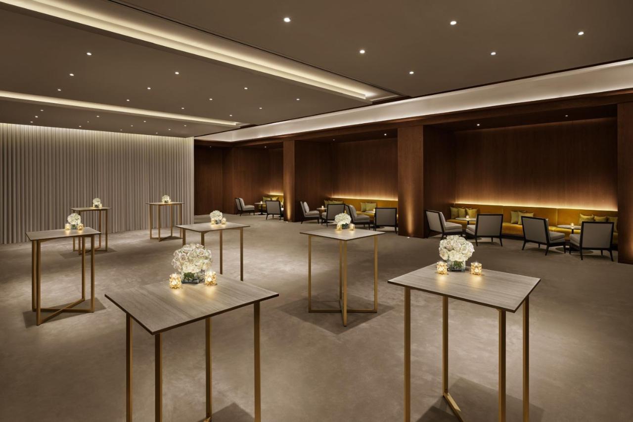The Dubai Edition Eksteriør bilde The Club at LSE
