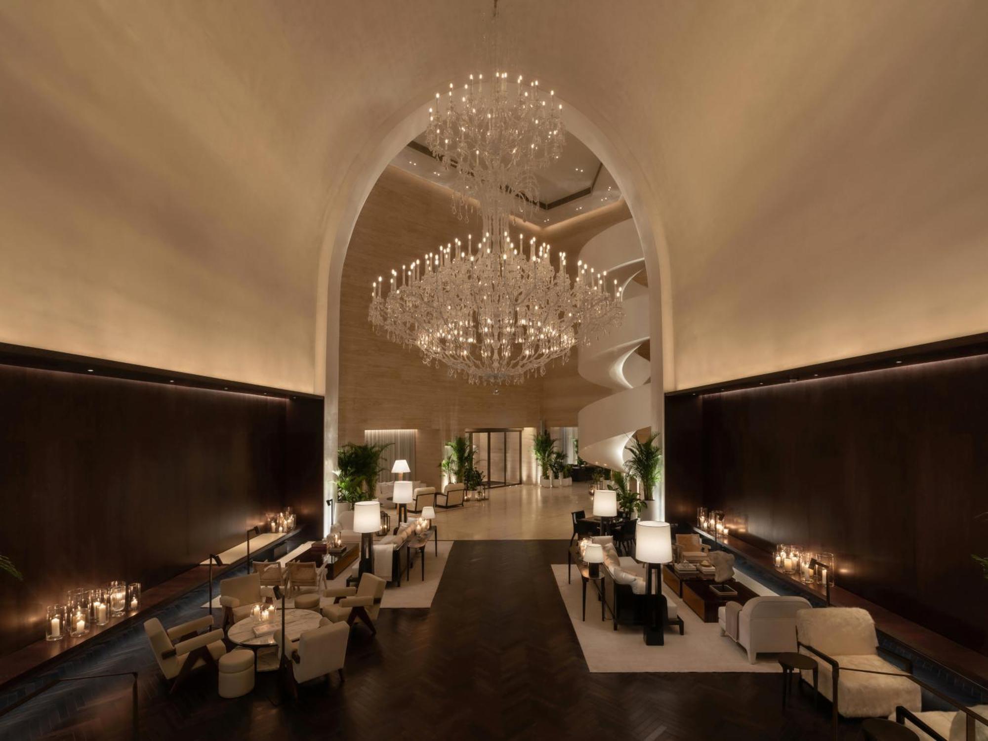The Dubai Edition Eksteriør bilde The lobby of the Ritz-Carlton, Dubai